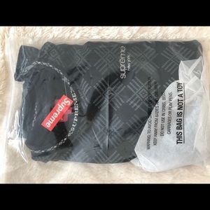 Supreme L/S Motif Shirt